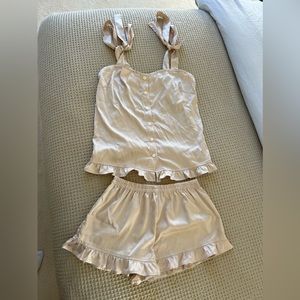 PLUM PRETTY SUGAR Ruffled Shortie Set